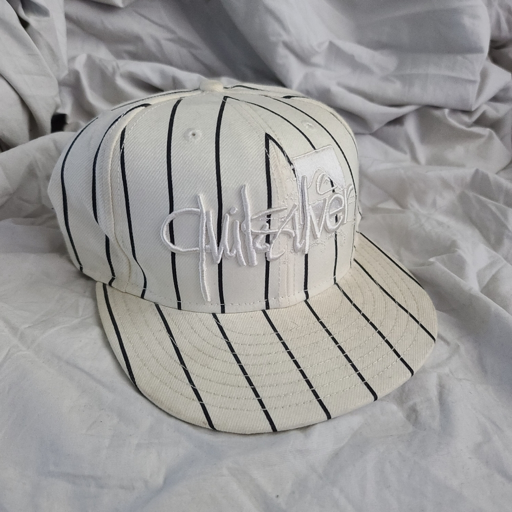New era Quicksilver hat. Size 7 and 3/8